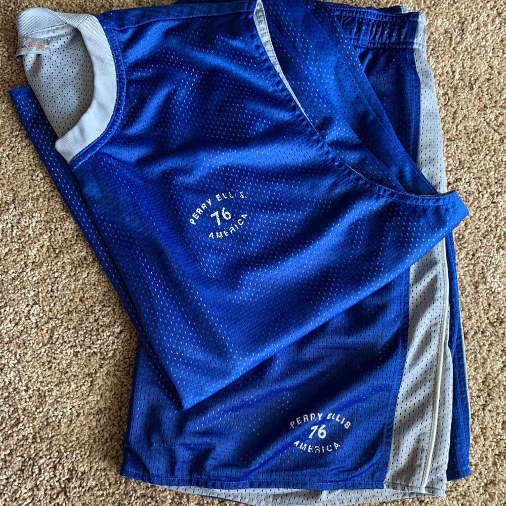 Perry Ellis size XL matching set